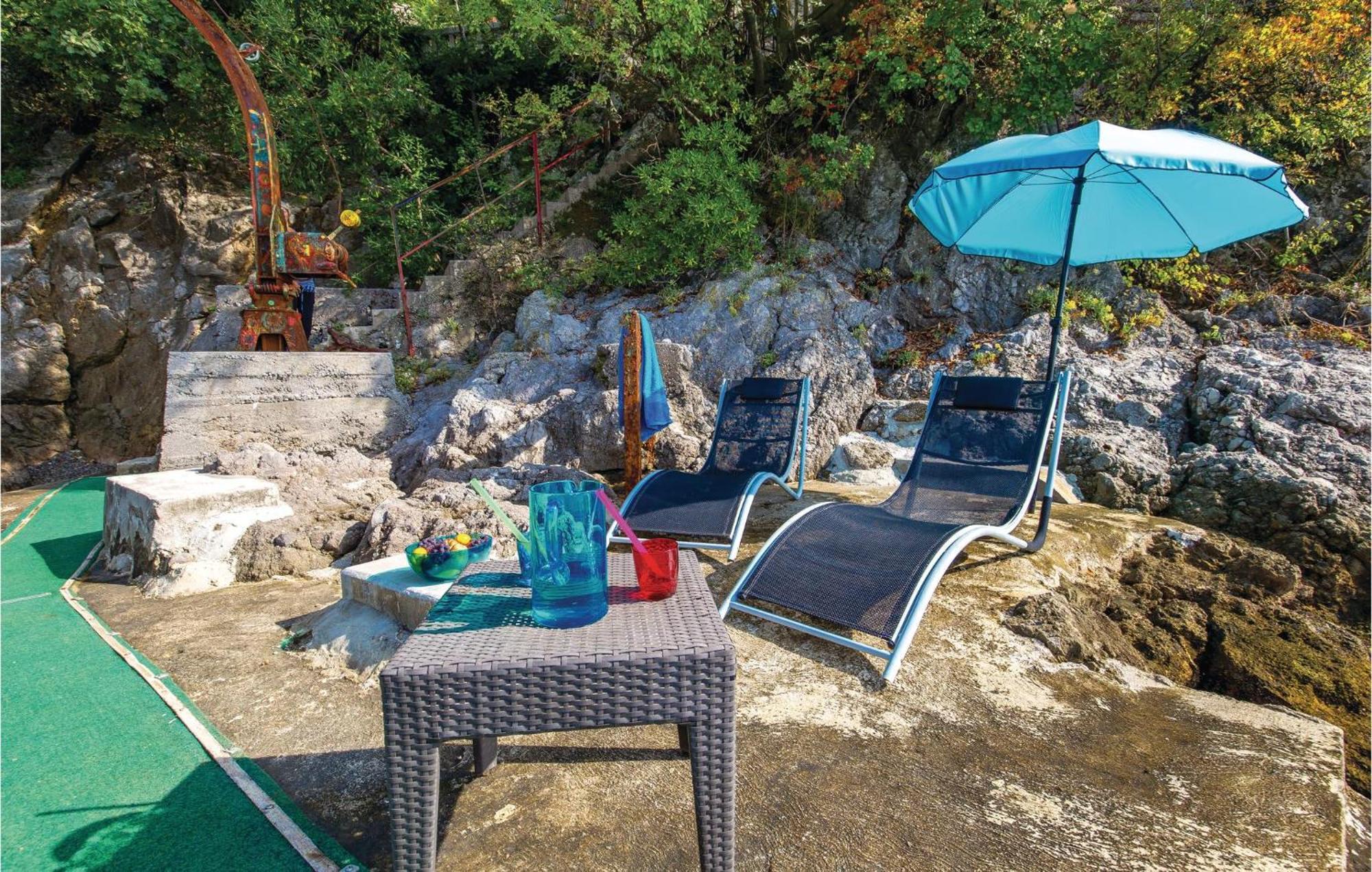 Awesome apartment in Rijeka with 1 Bedrooms&WiFi Buitenkant foto