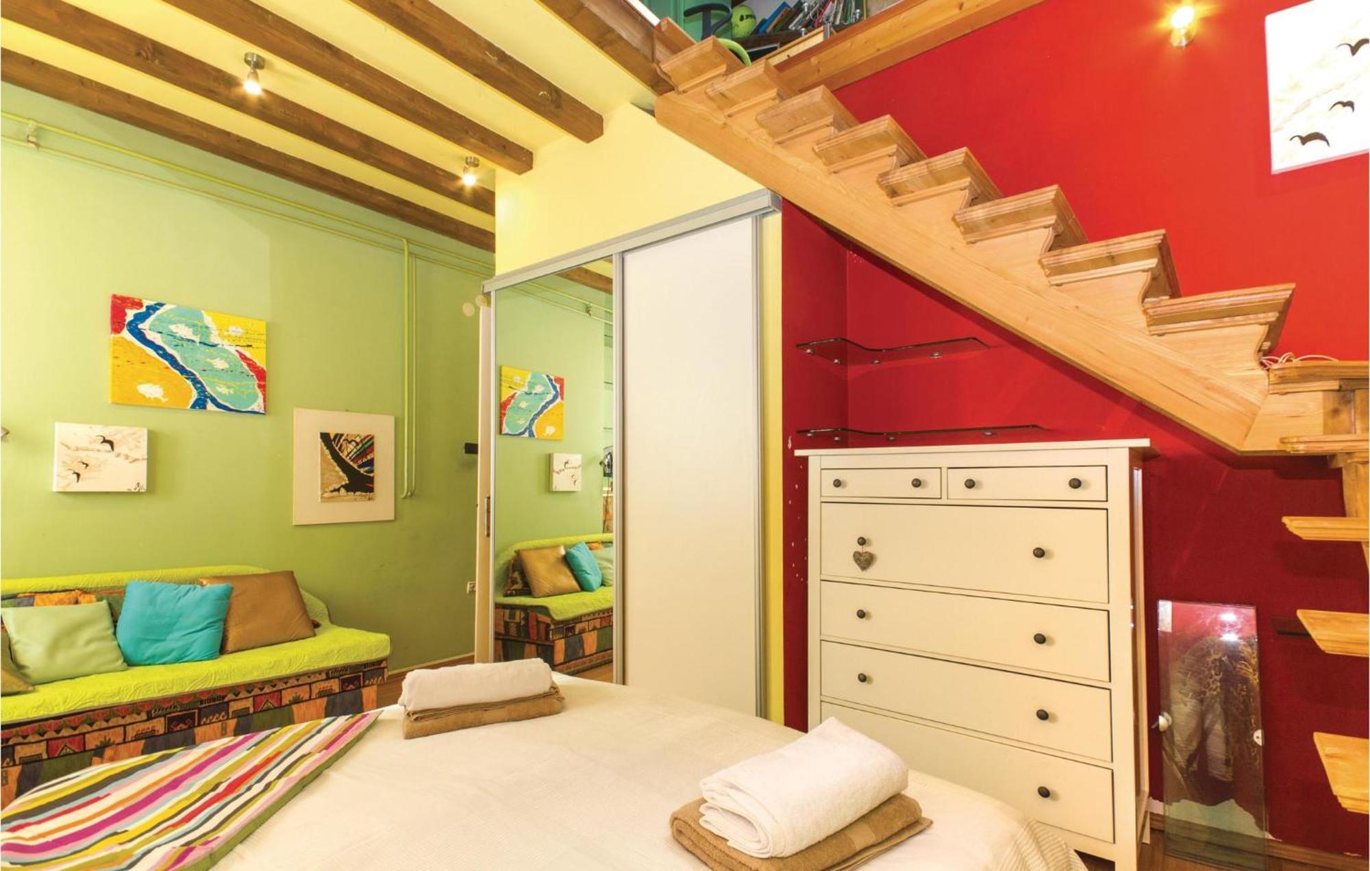 Awesome apartment in Rijeka with 1 Bedrooms&WiFi Buitenkant foto